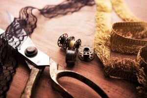 홈 데코를 위한 직물 장식: 테두리, 가두리, 프릴