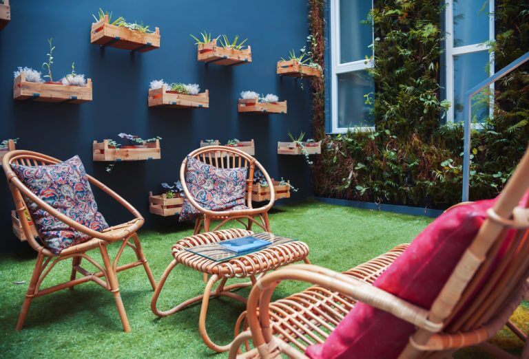 15m² 파티오를 색상