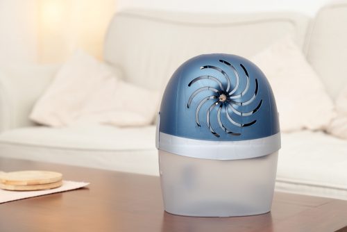 벽에 습기가 차는 것을 방지하자 - 제습기 사용