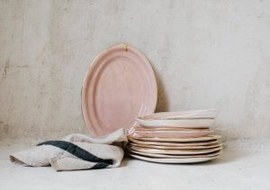 부엌을 더 크게 보이게 하는 10가지 방법 -그릇