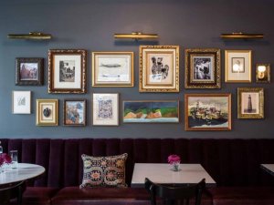 니콜 홀리스의 다양성