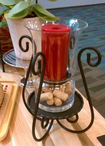 전통 장식을 위한 연철 캔들 홀더