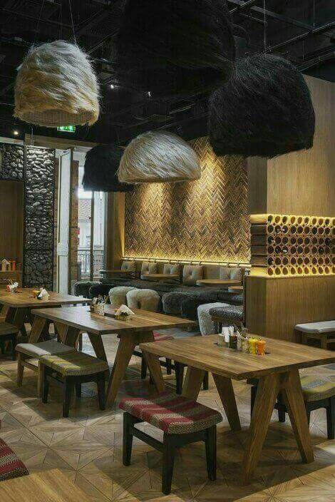 투박한 스타일의 카페 인테리어 이미지