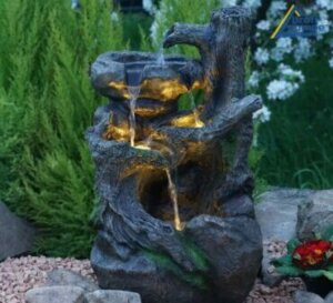 아름다운 미니멀리즘 정원 분수